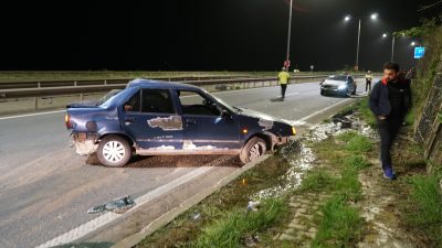 Karadeniz Sahil Yolu’nda 3 otomobil zincirleme kazaya karıştı: 2 yaralı
