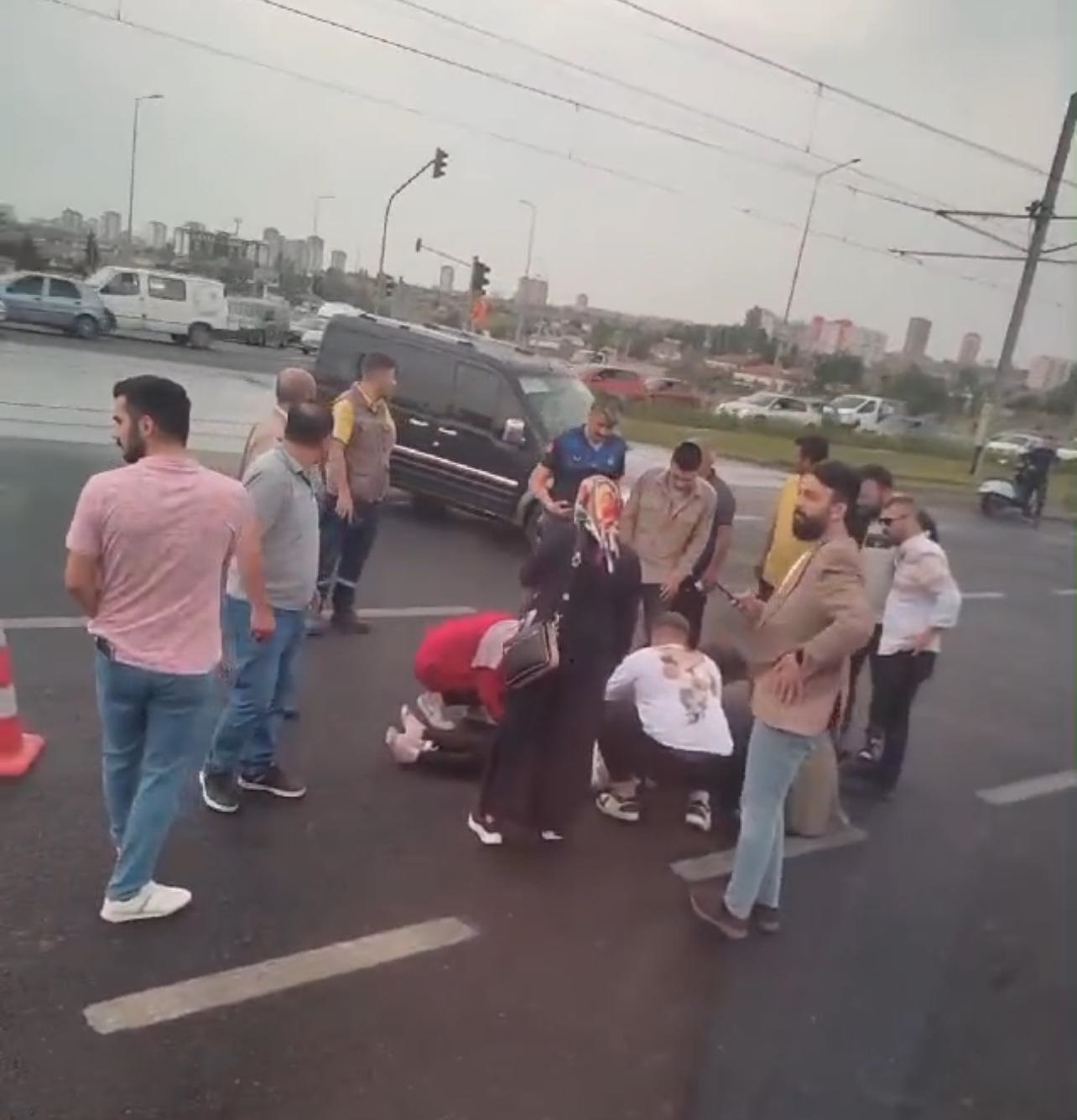 Kayseri'de 12 Yaşındaki Erva Yıldırım, Bir Otomobilin Çarpması Sonucu Yaşamını Yitirdi