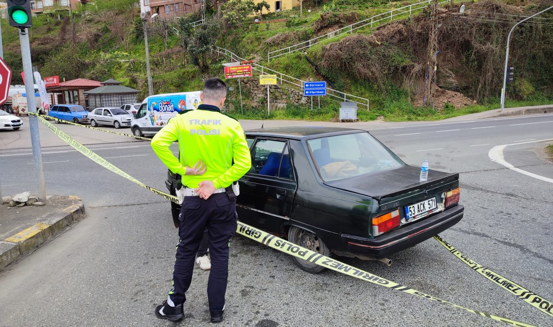 Salim SARIKOÇ/SÜRMENE (Trabzon), – TRABZON’un Sürmene ilçesinde F.K. (28), otomobiliyle