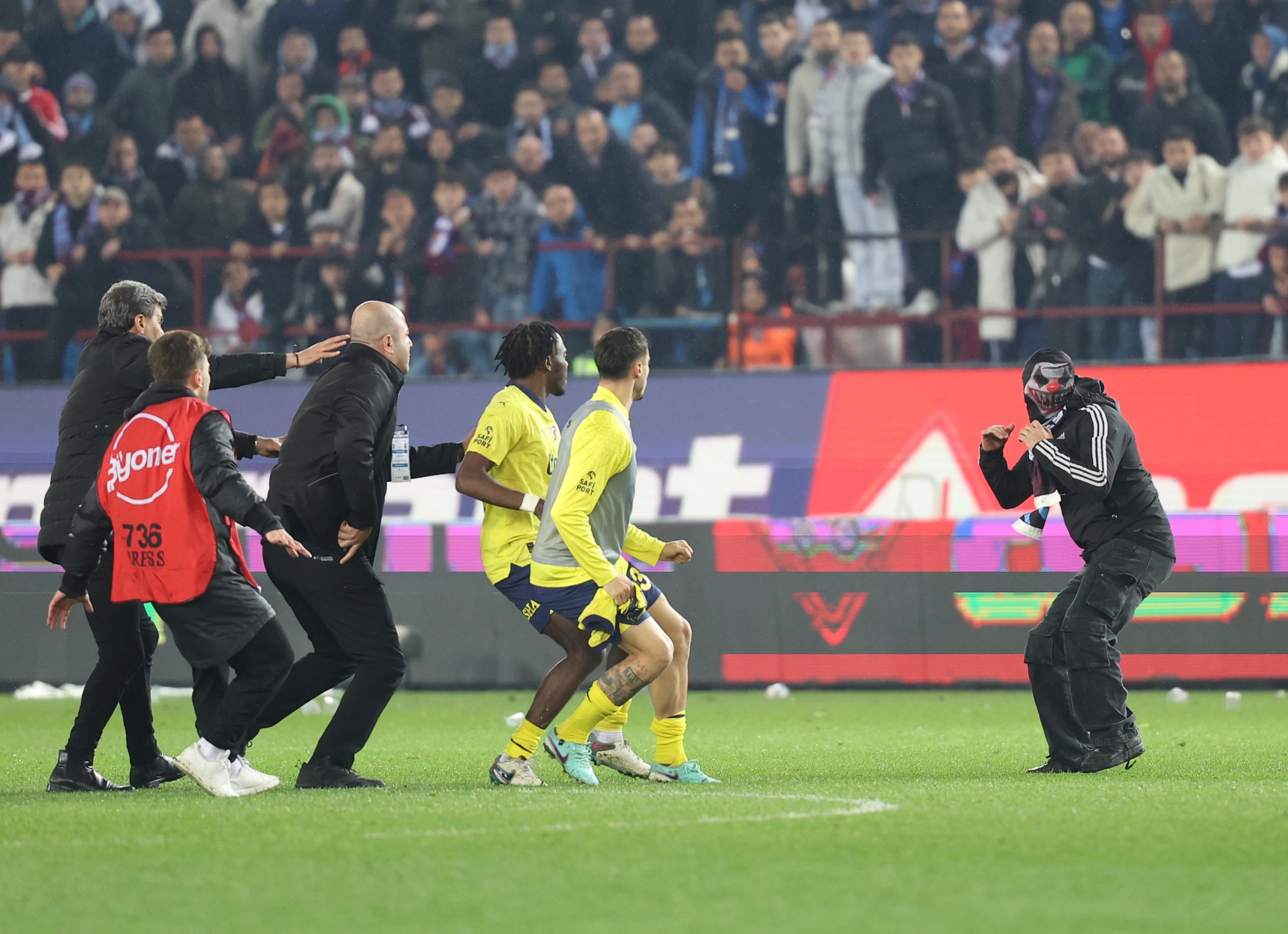 Trabzonspor - Fenerbahçe maçı sonrası tutuklanan taraftarların tamamı tahliye oldu