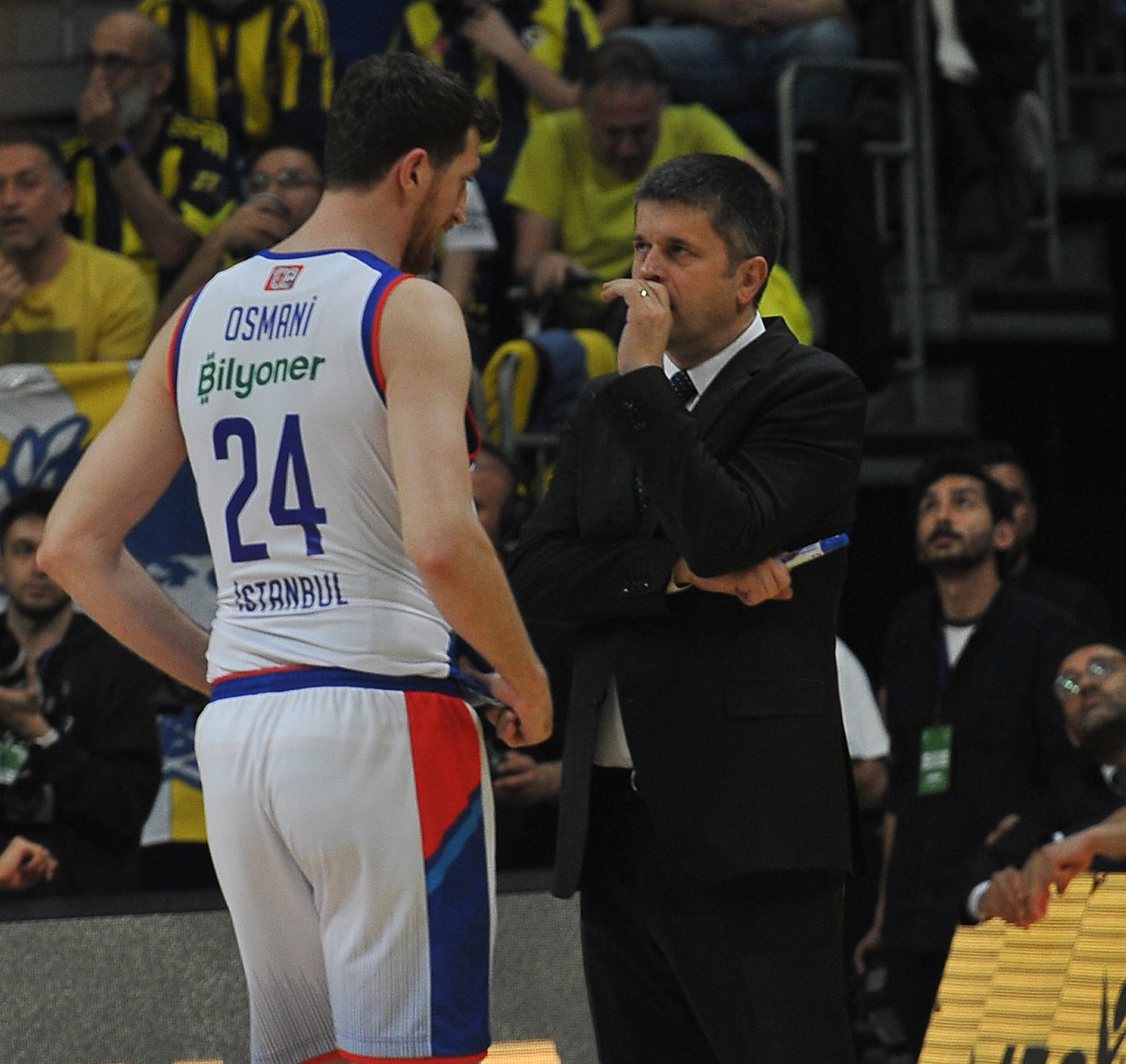Türk derbisinde kazanan Anadolu Efes
