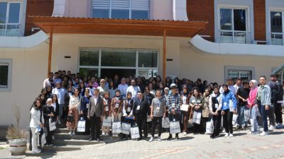 Kahramanmaraş Büyükşehir Belediyesinin “Şehir Okumaları” programı 8 ilçeden 150 öğrencinin