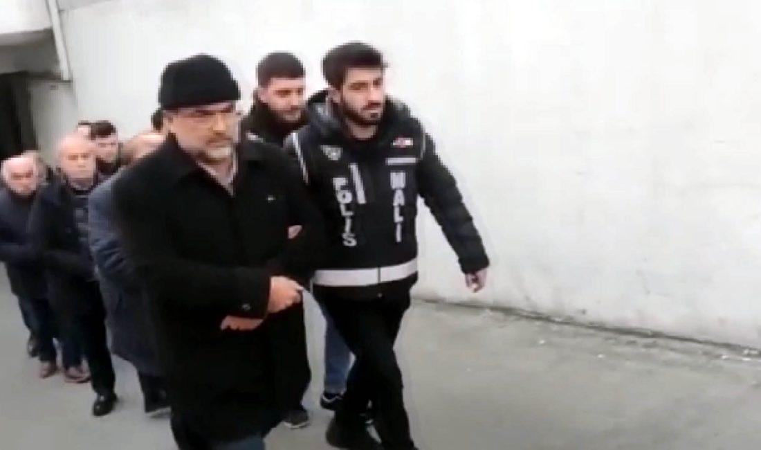 Kahramanmaraş’ta Hamidiye Sitesi’nde 146 kişinin hayatını kaybettiği facianın yükü Ahmet