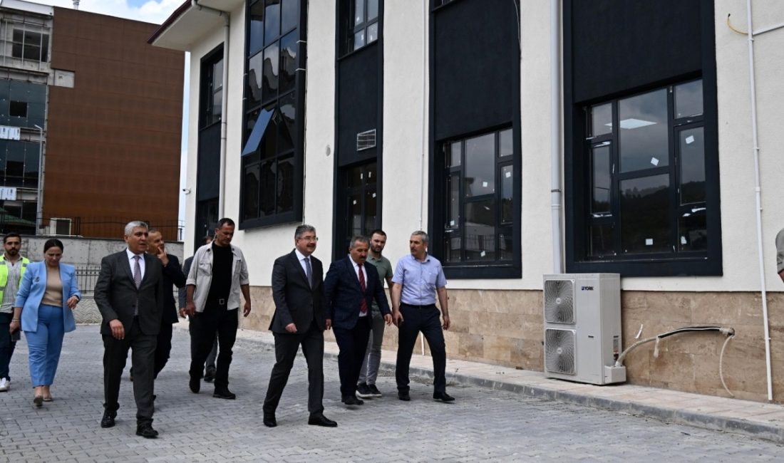 Vali Dr. Erdinç Yılmaz, 4 derslikli Samiye Bahçeli Anaokulu inşaatında