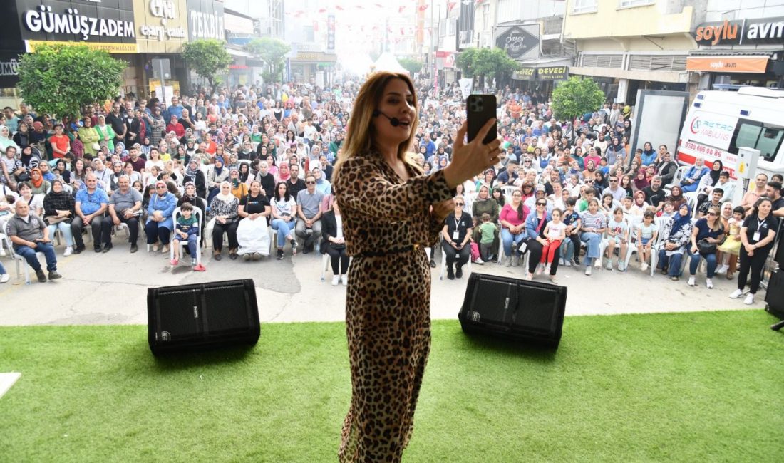 Osmaniye Belediyesi tarafından birincisi düzenlenen ‘Lezzet Festivali’ne katılan Aile Danışmanı