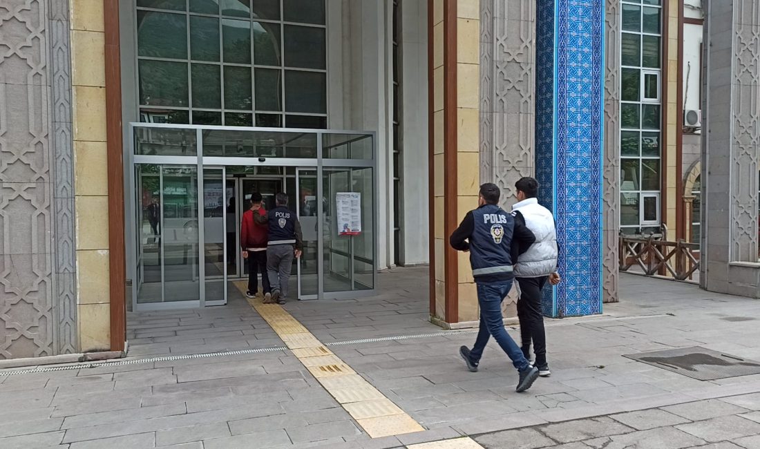 Amasya’da, 540 yıllık tarihi Bedesten Çarşısı’nda meydana gelen olayda, iş