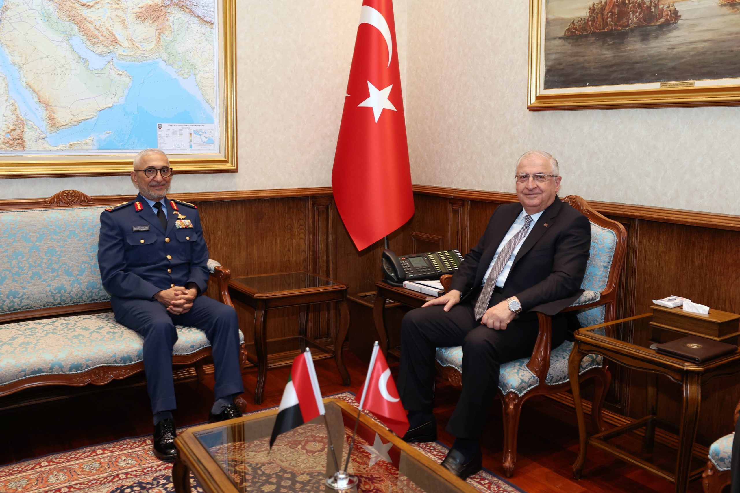 Milli Savunma Bakanı Yaşar Güler, BAE Genelkurmay Başkanı Issa Saif Mohammed Al Mazrouei ile Ankara'da Bir Araya Geldi.