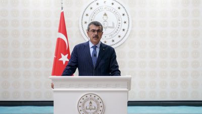 Milli Eğitim Bakanı Yusuf Tekin, Hazine ve Maliye Bakanı ile