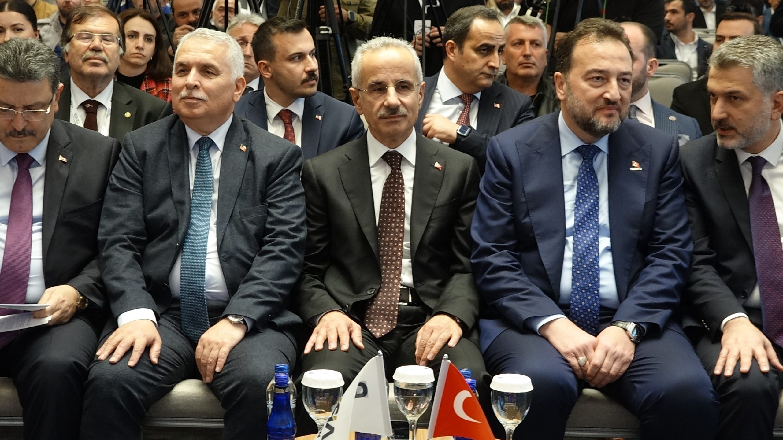 ULAŞIM VE TURİZMDE YAPILAN YATIRIMLAR GÜN YÜZÜNE ÇIKTI