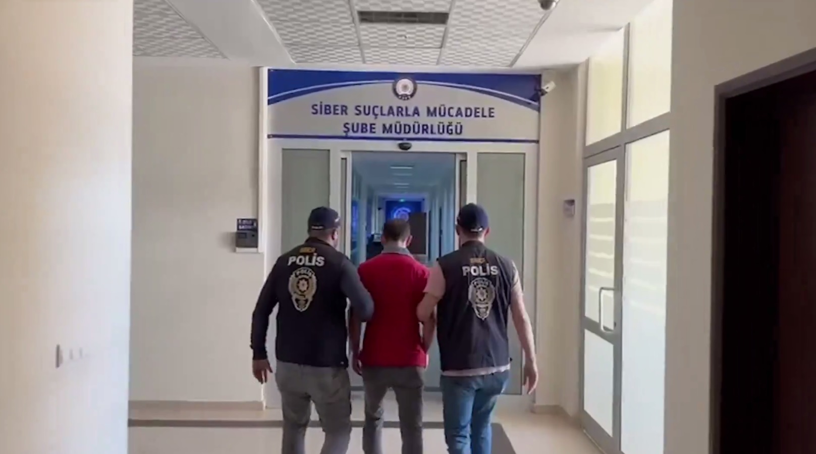 İçişleri Bakanı Yerlikaya: 77 İlde 156 Şüpheli Yakalandı