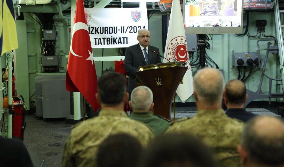 Milli Savunma Bakanı Yaşar Güler, Denizkurdu tatbikatına ilişkin açıklamalar yaptı.