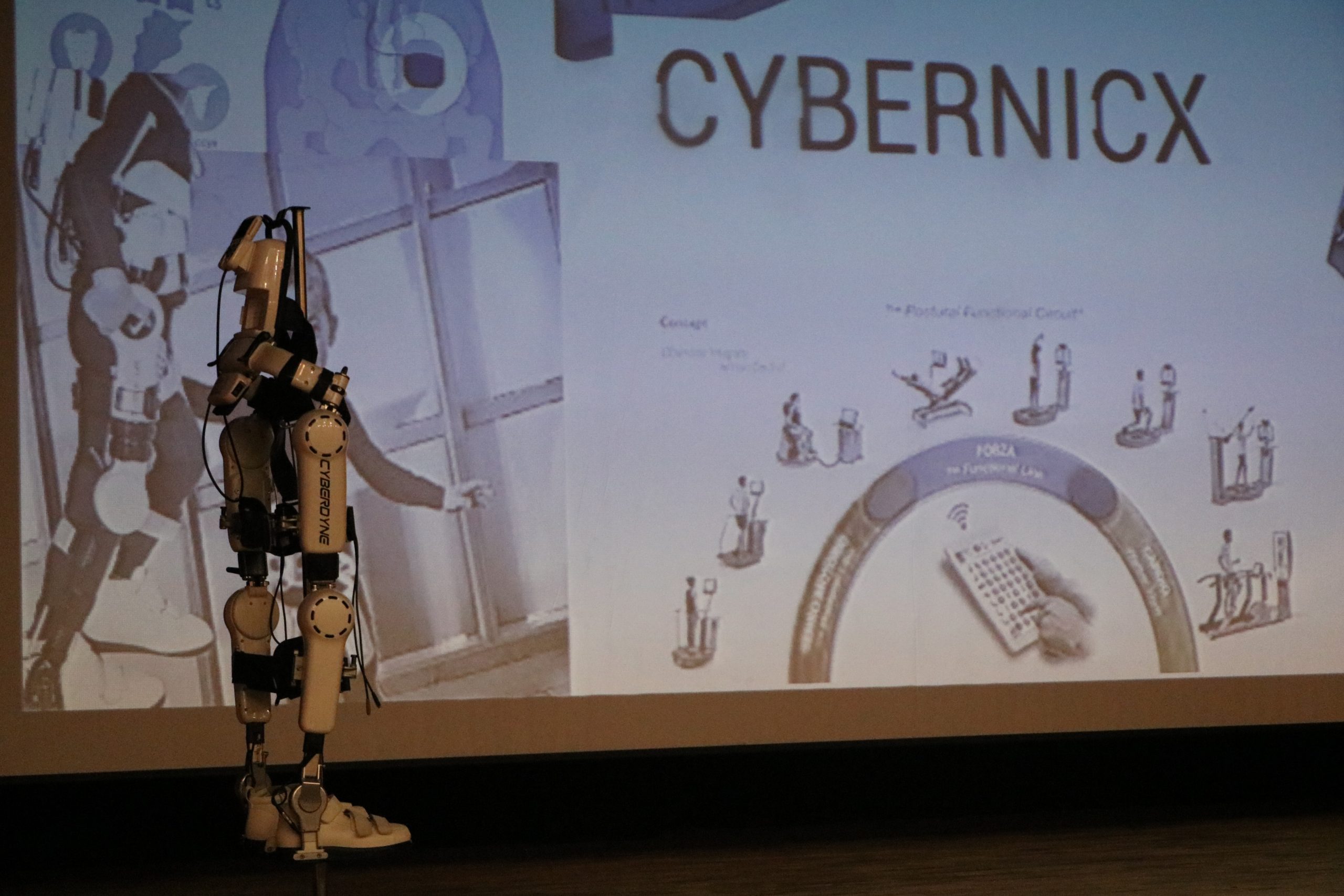 Cyberdyne: Yürüme Yetisini Geri Kazandıran Robotik Rehabilitasyon Cihazı Hakkında Bilgiler Verildi