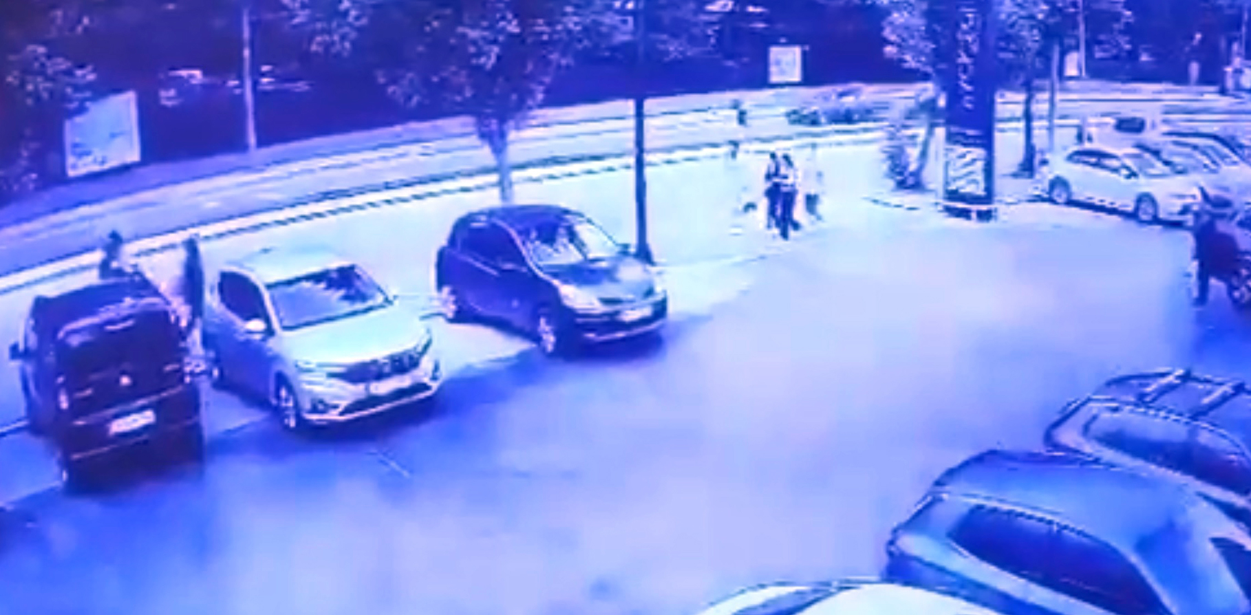 EDİRNE'DE YAYAYA ÇARPTI, KAÇTI, KAMERADA! EDİRNE'DE YAYAYA ÇARPTI, KAÇTI, KAMERADA!