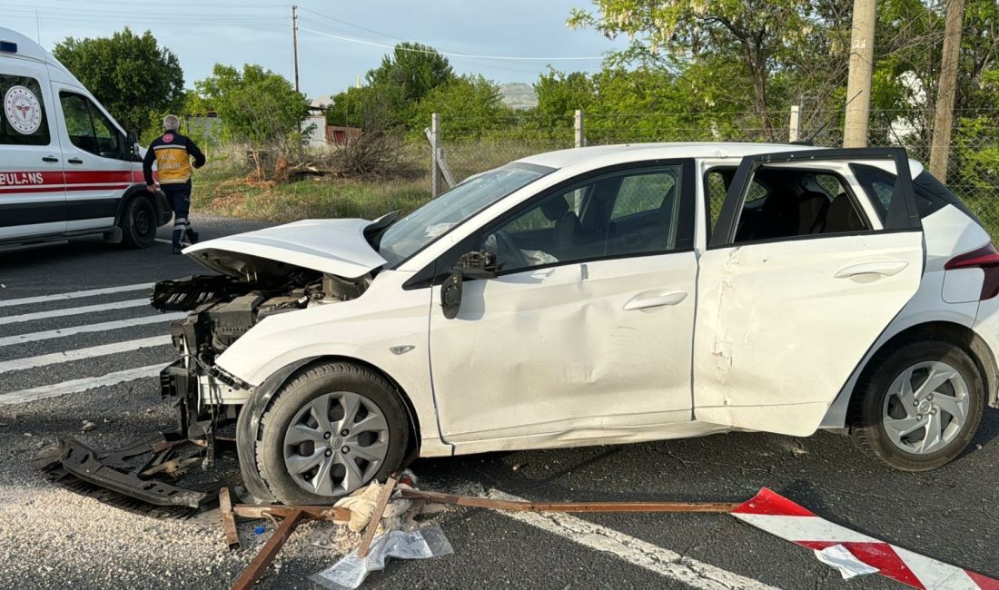 Elazığ’da meydana gelen trafik kazasında, 2’si ağır toplam 7 kişi