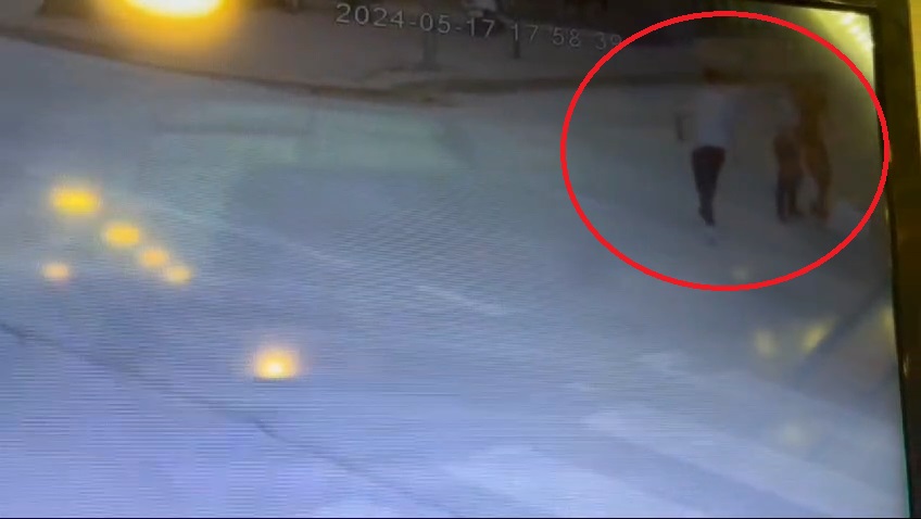 İnegöl'de Sokak Kavgası Güvenlik Kamerasında! İnegöl'de Sokak Kavgası Güvenlik Kamerasında!