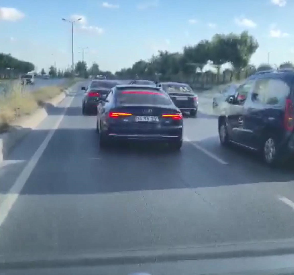 Düğün Konvoyu, Diğer Sürücüleri Tehlikeye Attı