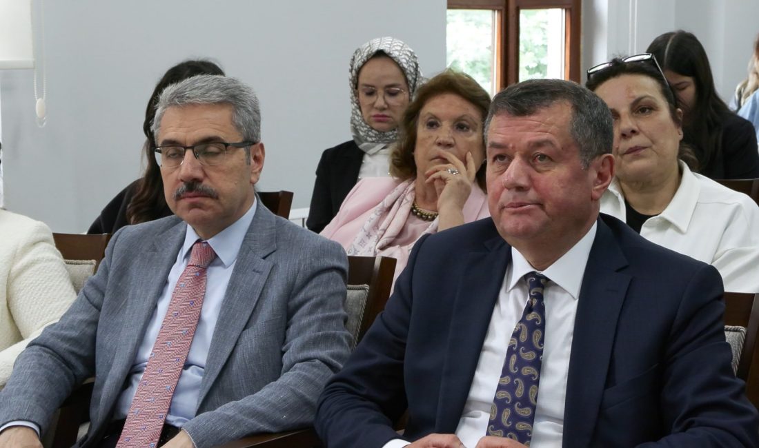 Toplumsal Gelişim Merkezi Eğitim ve Sosyal Yardımlaşma Derneği tarafından düzenlenen