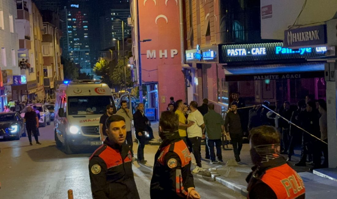 İstanbul Üsküdar’da bir kahvehanede buluşan iki grup arasında çıkan silahlı
