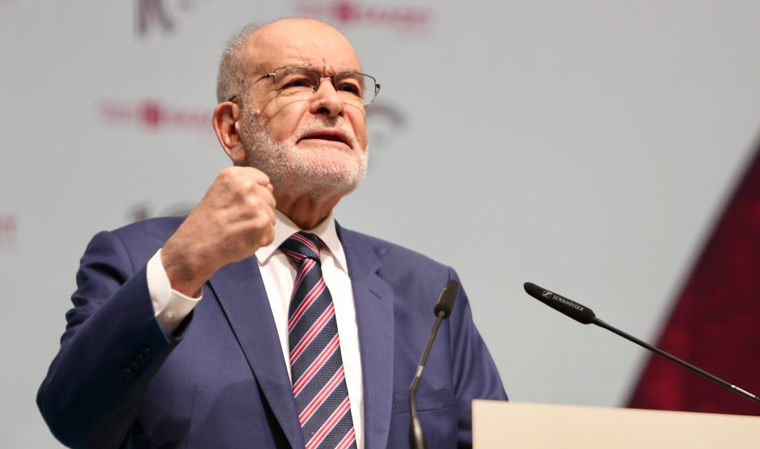 Saadet Partisi Genel Başkanı Temel Karamollaoğlu, Malatya’nın Pütürge ilçesinde Saadet