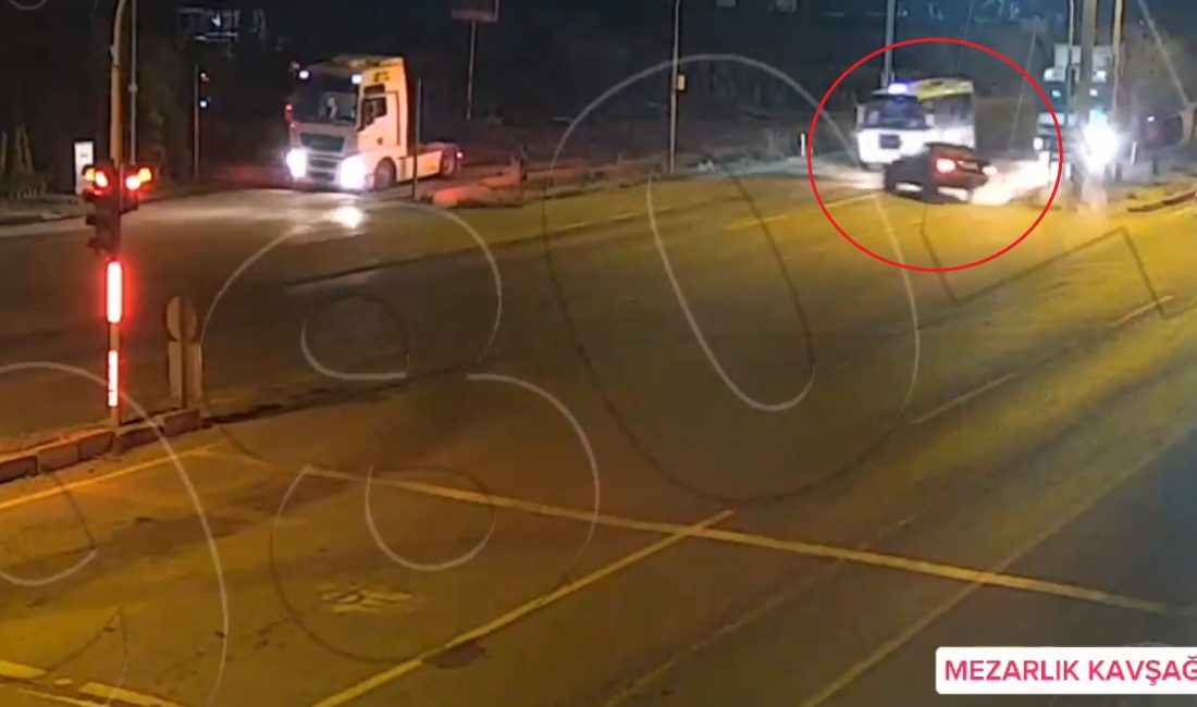 Kırıkkale’de meydana gelen trafik kazasında otomobil ile dolmuş çarpıştı. Güvenlik