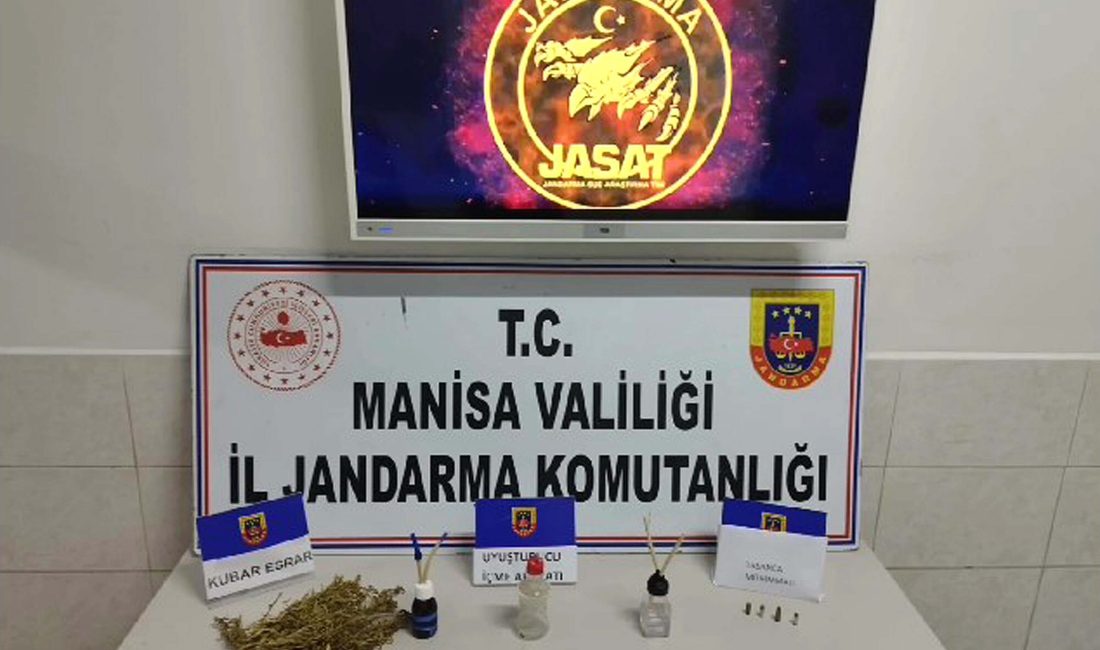 Manisa’nın Akhisar ilçesinde jandarma tarafından gerçekleştirilen operasyonlarda uyuşturucu madde, uyuşturucu