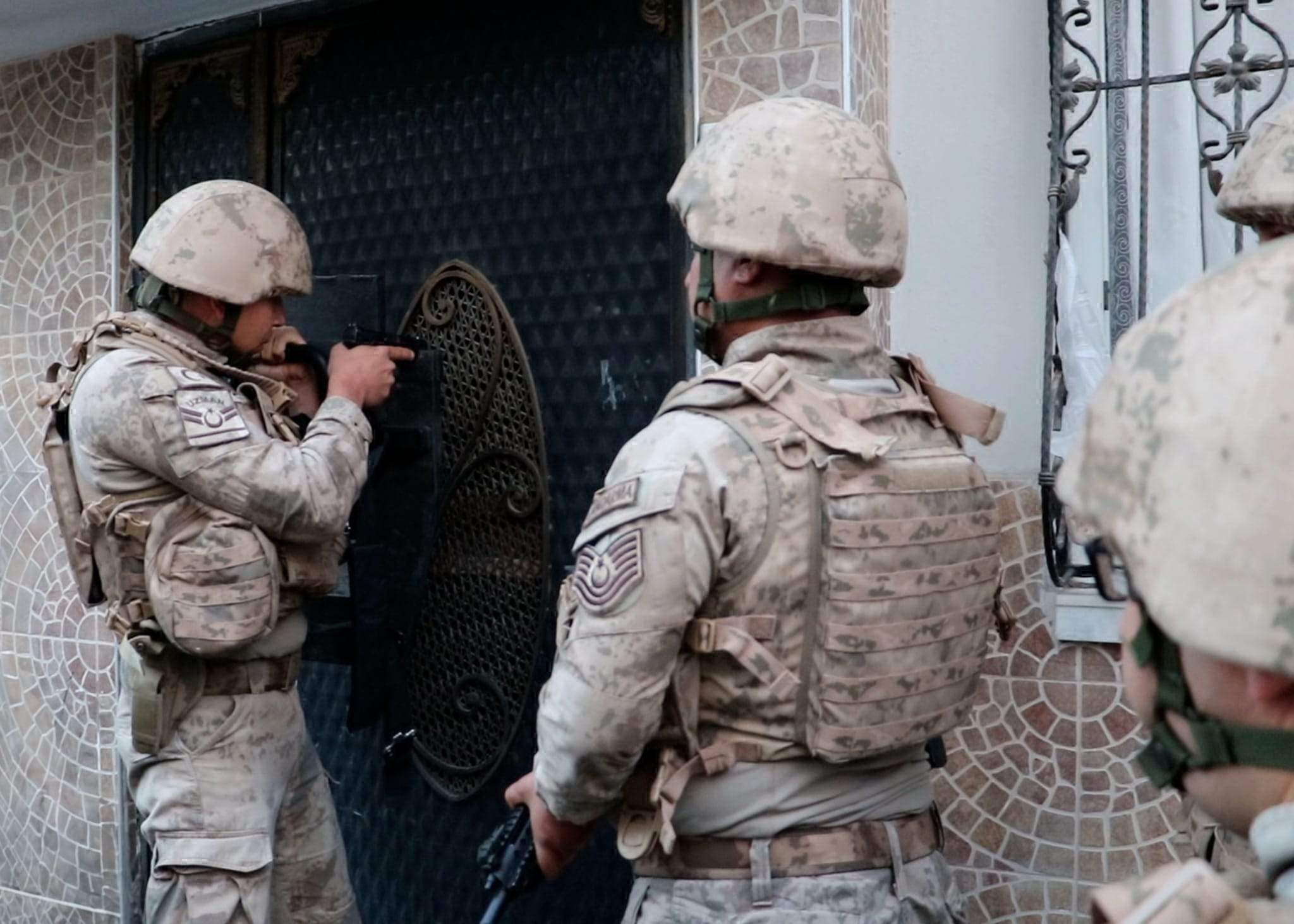 Mersin'de PKK Propagandası Yapan 7 Kişi Gözaltına Alındı