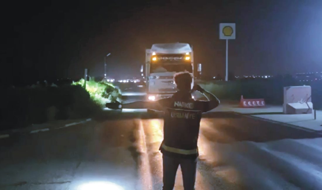 Osmaniye’de Polis, Kamyon İçerisinde 41 Kilo 600 Gram Skunk Ele