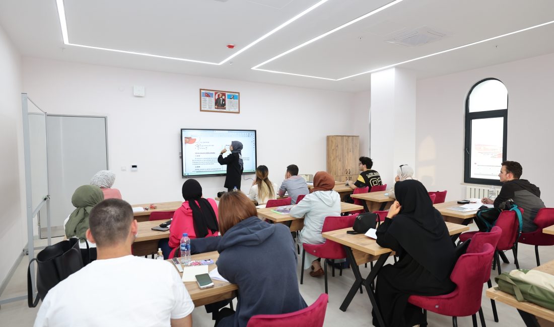 Sultangazi Belediyesi, önlisans ve ortaöğretim mezunlarını KPSS’ye hazırlamak için ücretsiz