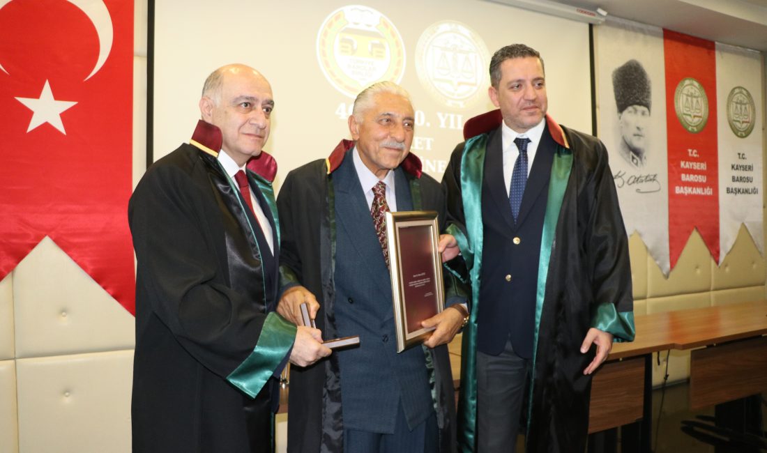 Kayseri Barosu’ndan Önemli Plaket Töreni Türkiye Barolar Birliği (TBB) Başkanı