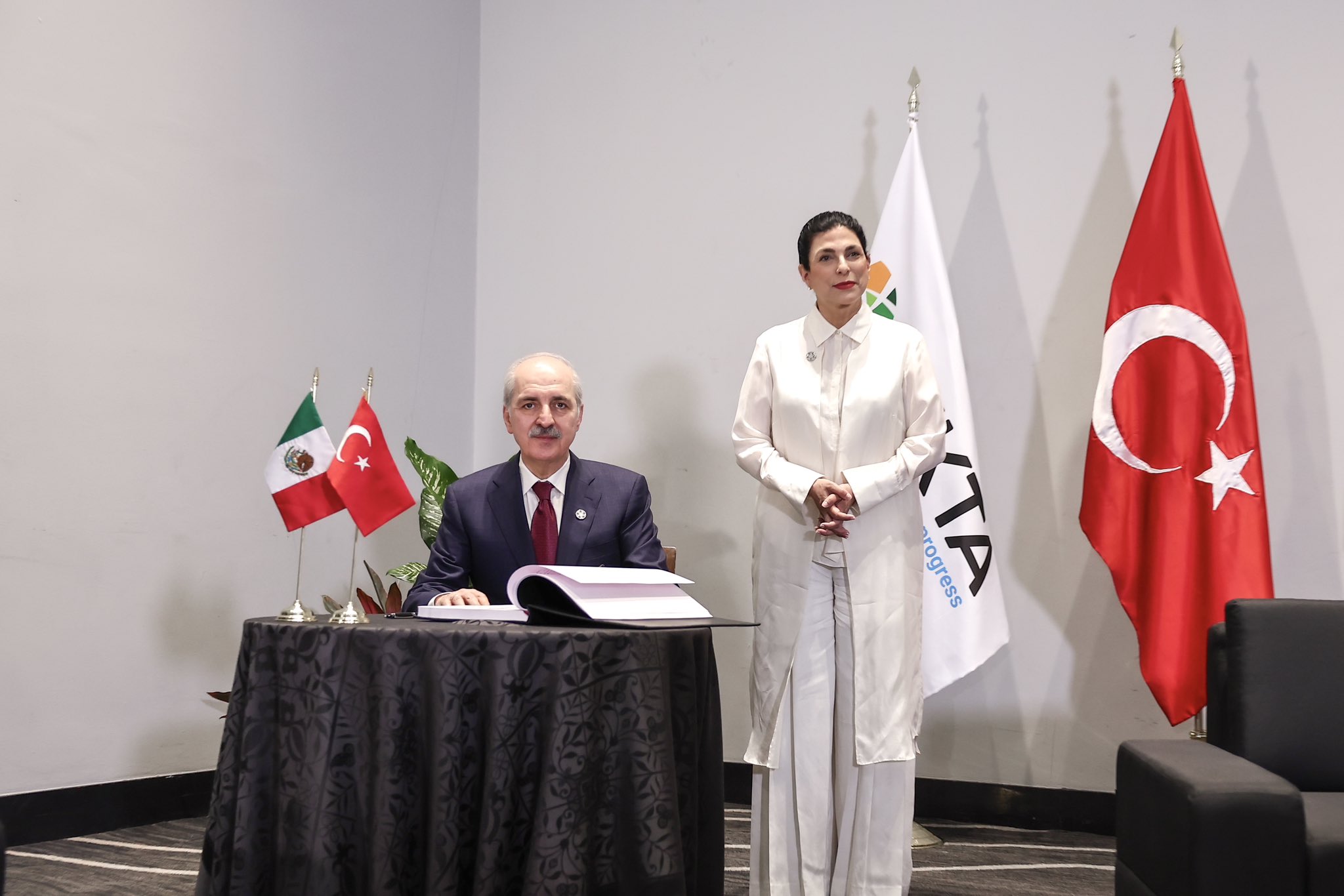 TBMM Başkanı Kurtulmuş, Meksika Temsilciler Meclisi Başkanı Castillo ile Görüştü.