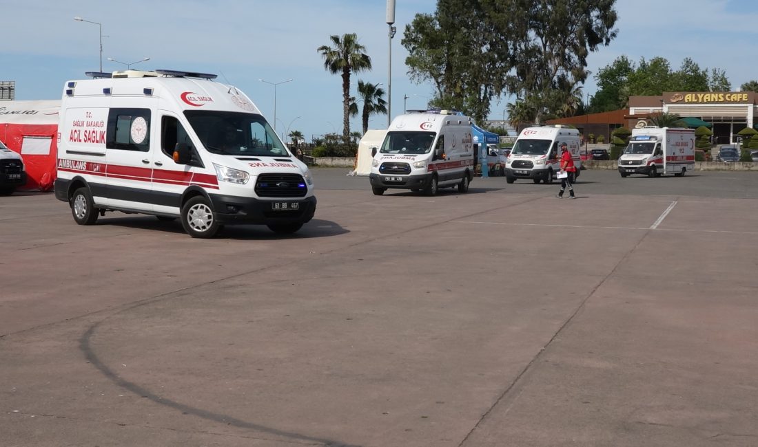 Trabzon’da Ulusal Medikal Kurtarma Ekibi (UMKE) tarafından 100 UMKE personeli