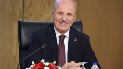 Yükseköğretim Kurulu (YÖK) Başkanı Erol Özvar, Türkiye ile Azerbaycan arasında