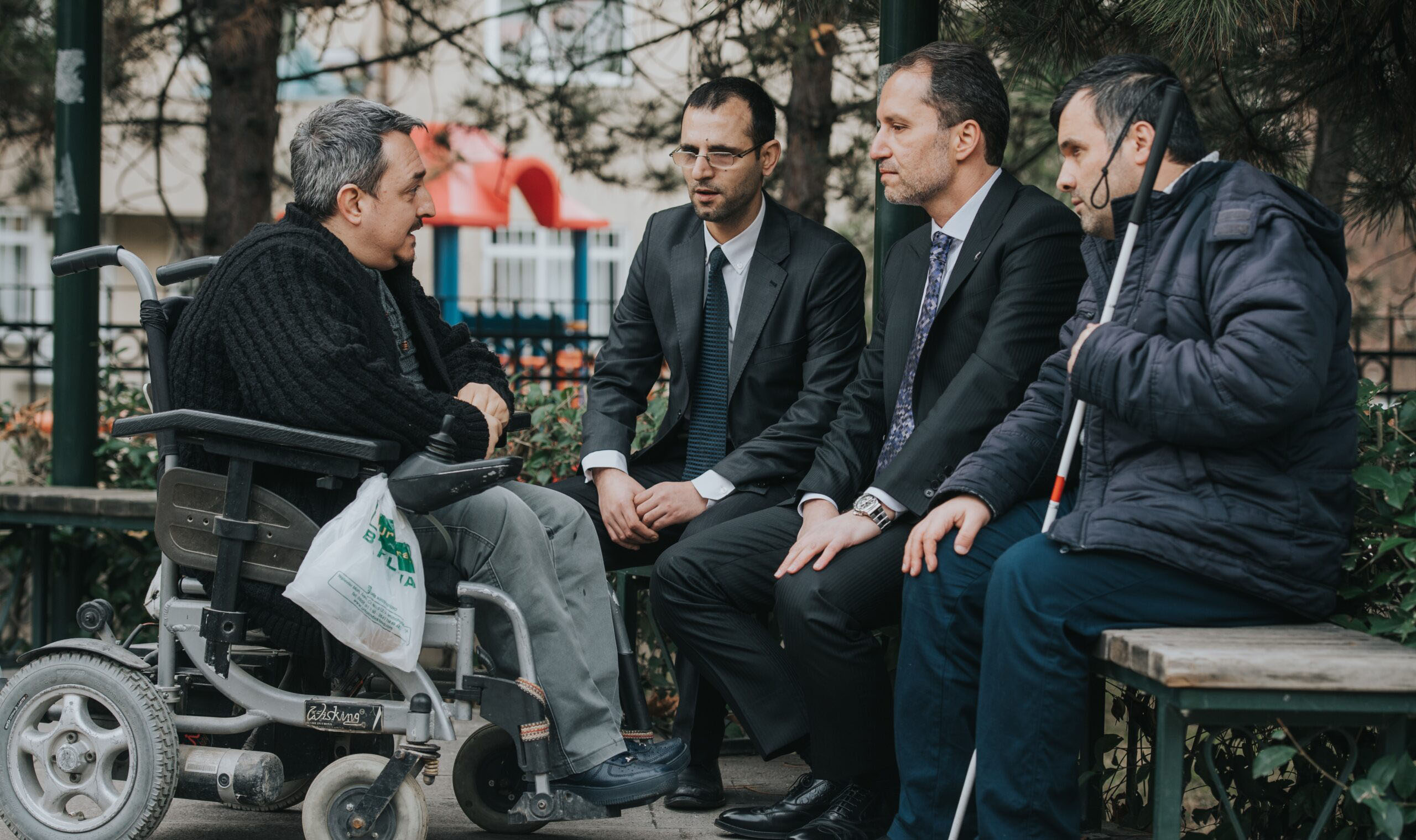 Engellilere Yönelik Engelli Maaşları ve Bakım Aylıkları İçin Asgari Ücret Seviyesi Şart!