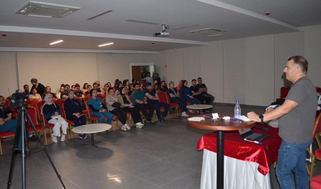 Kahramanmaraş Sular Akademi Hastanesinde sağlık personeline Kardiyopulmoner Resusitasyon (CPR) Eğitimi