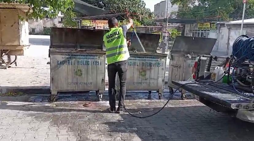 Kadirli Belediyesi tarafından Kurban Bayramı’nda vatandaşların güzel bir bayram geçirmesine
