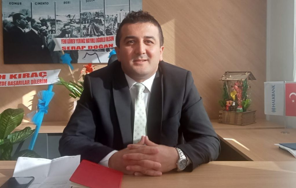 Yaklaşık 2 yıldır Halkbank Andırın Şube Müdürü olarak görev yapan