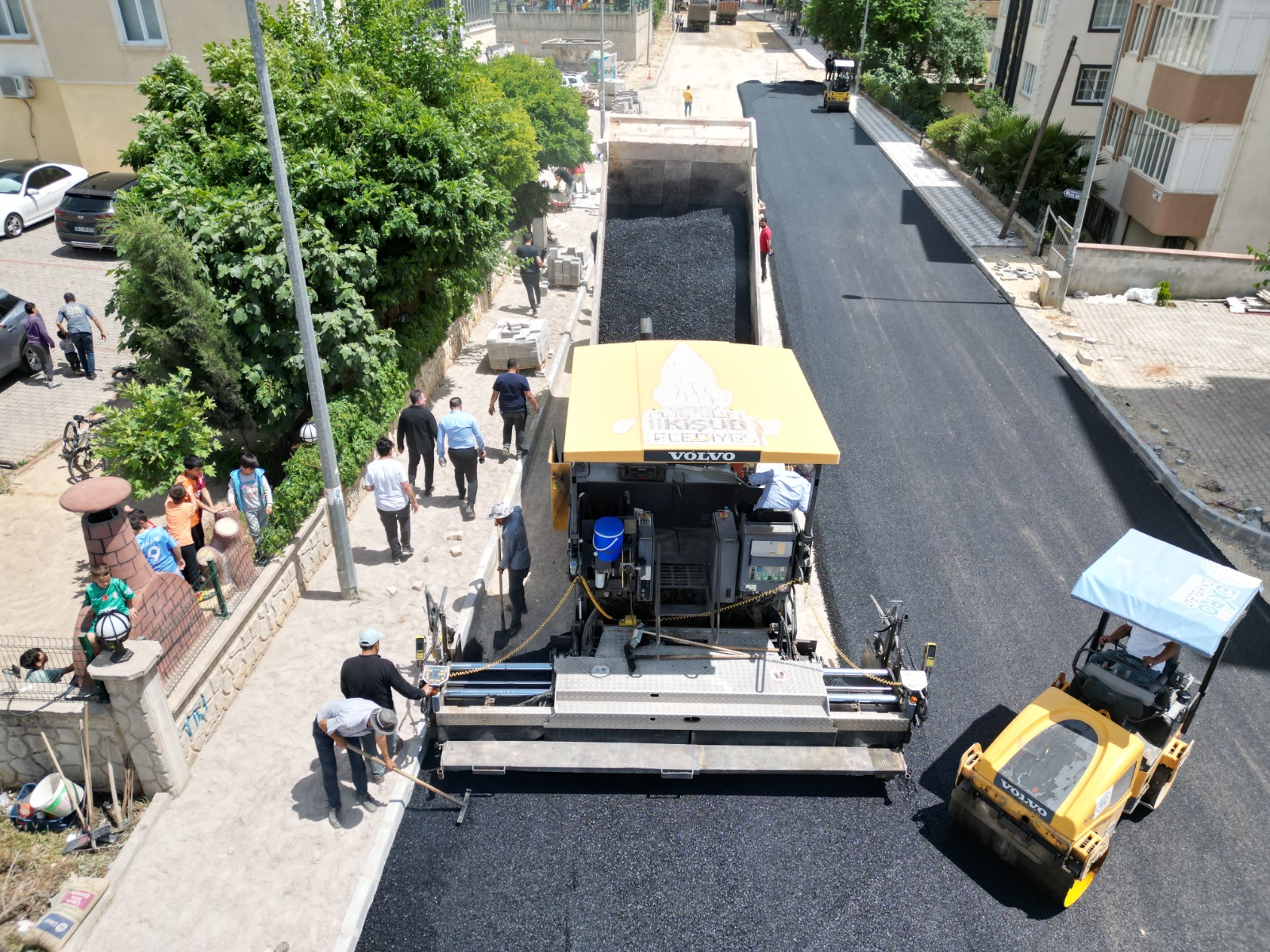 Başkan Toptaş, Onikişubat'ın Yollarını Daha Konforlu Hale Getiriyor