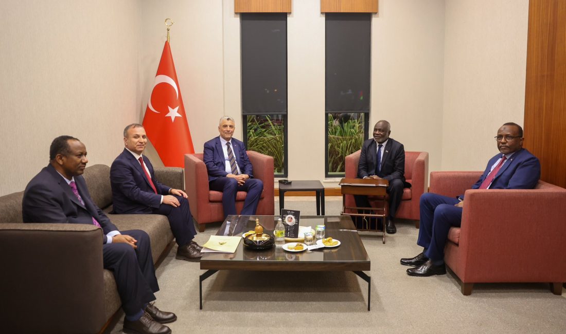 Ticaret Bakanı Ömer Bolat, Sudan Maliye Bakanı Gibril Ibrahim ile