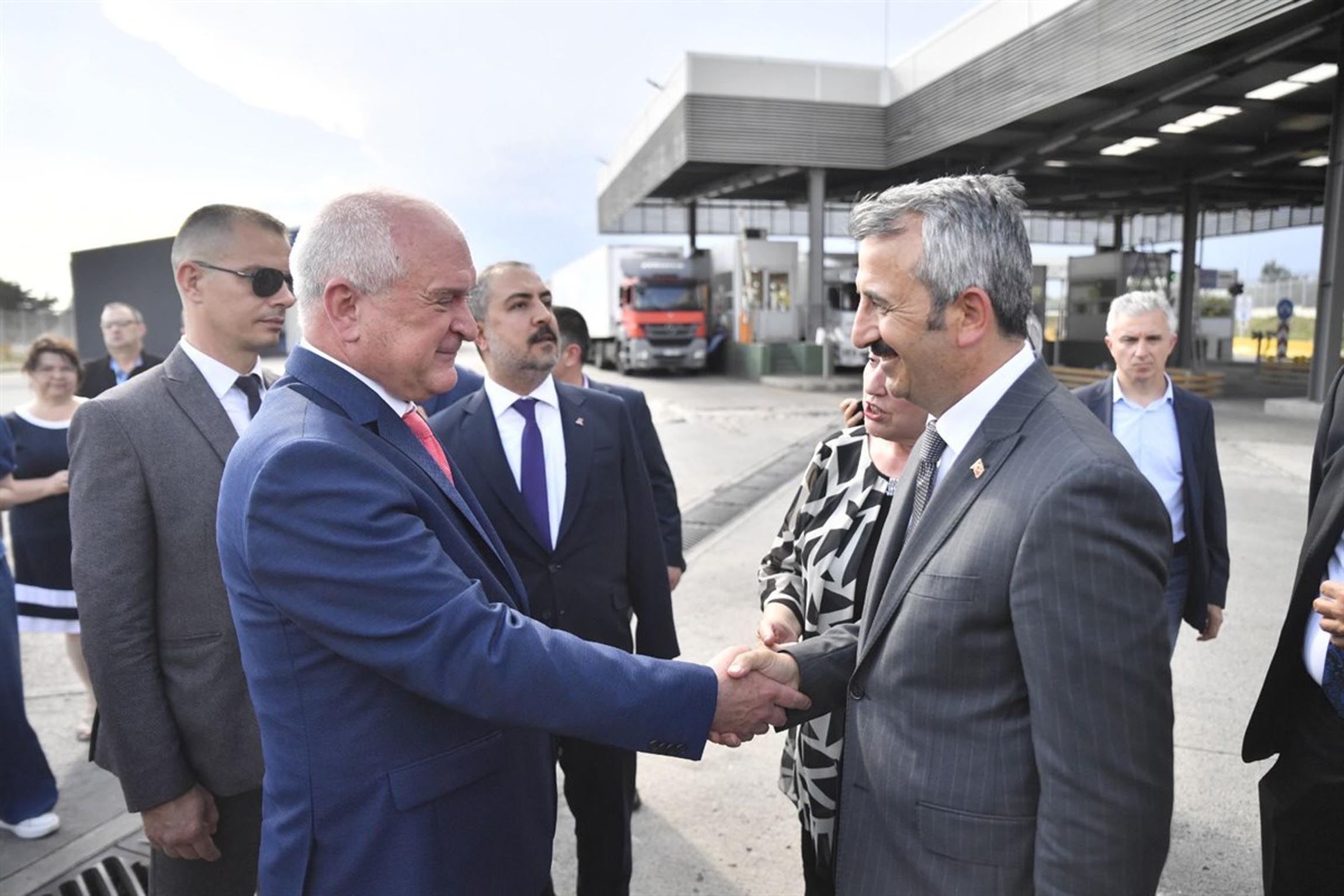 bulgaristan basbakani glavcev turkiyeye duzensiz gocle mucadele konusunda tesekkur ediyoruz 6660bd7fbe726