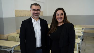 Anadolu Vakfı tarafından hayata geçirilen ‘Değerli Öğretmenim Geleceğe Işık Tutan