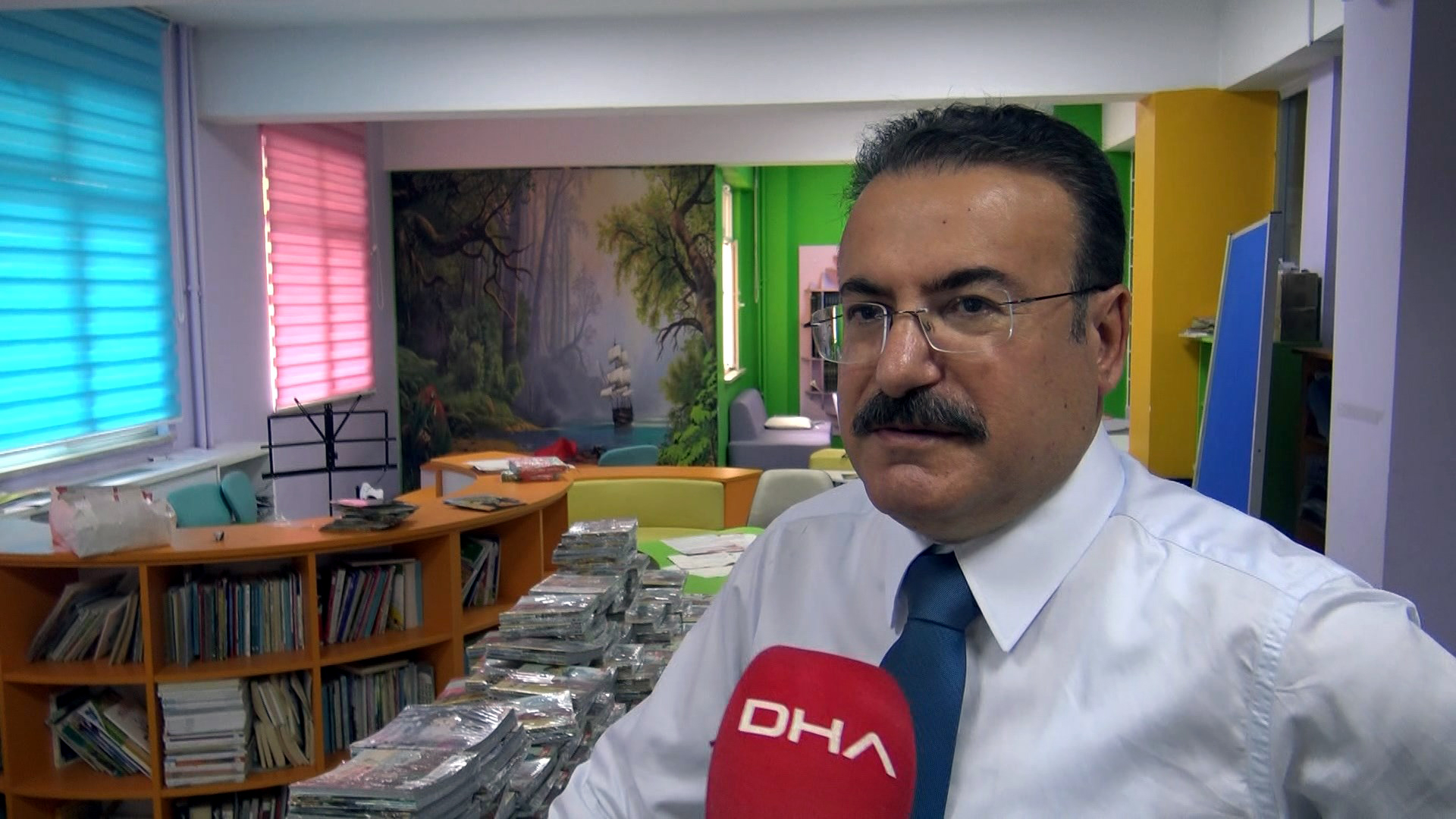 istanbul avcilarda ders kitaplari geri donusumle ekonomiye kazandirilacak 666c54b17e3ba