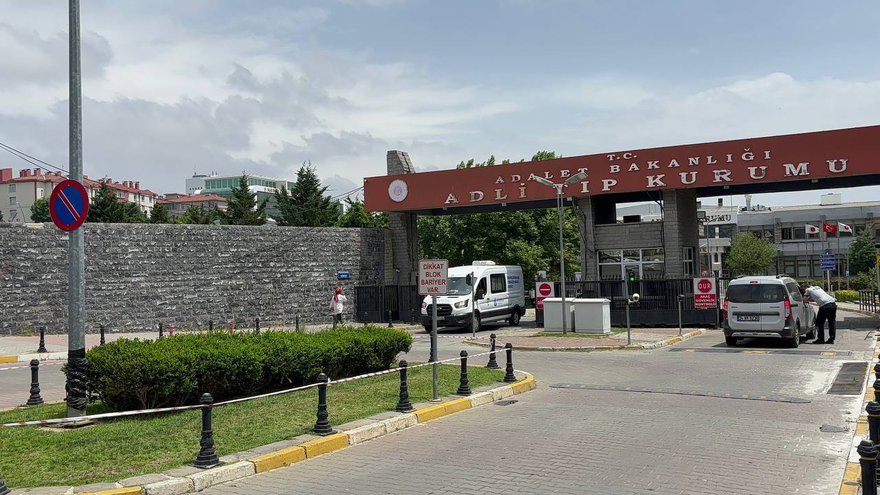 GAZİOSMANPAŞA'DA ASANSÖR KAZASI SONUCU HAYATINI KAYBEDEN 64 YAŞINDAKİ KİŞİNİN CENAZESİ ANKARA'YA GÖNDERİLECEK.