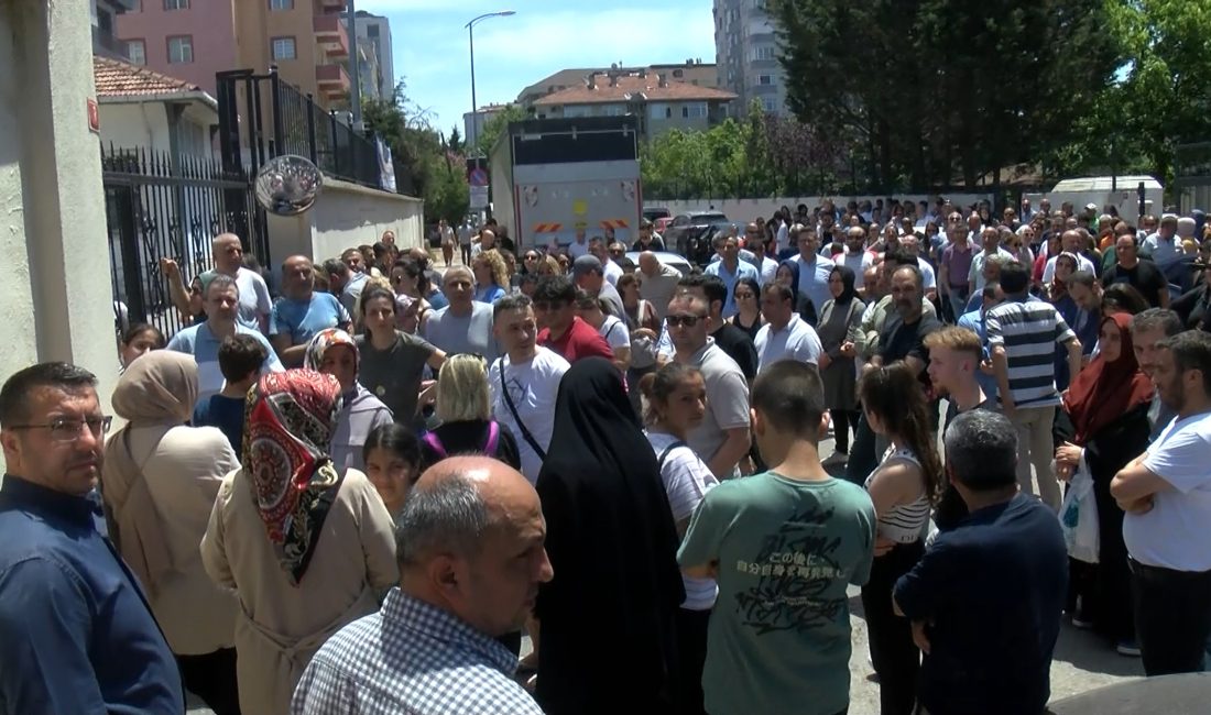 Liselere Geçiş Sistemi (LGS) kapsamındaki merkezi sınavın ikinci oturumu sona
