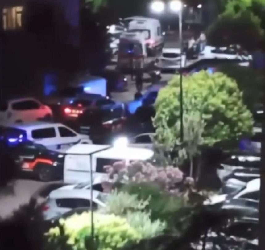 istanbul zeytinburnunda yurtdisindan gelen enistesine gasp tuzagi darbedip oldurduler 6676a29f3f94b