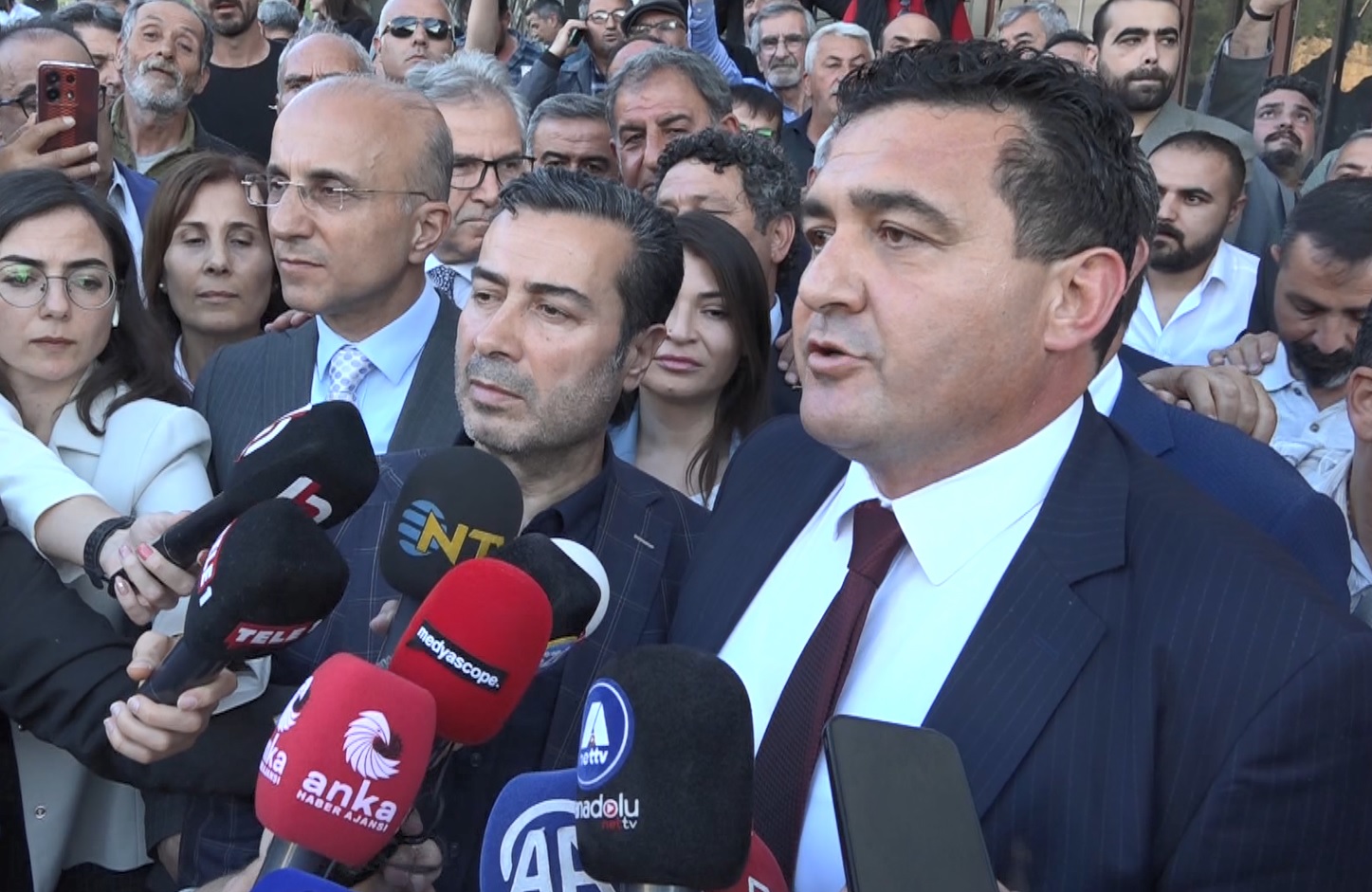 kayserinin pinarbasi ilcesinde oy kullanma islemi basladi 4 video eklendi 665caf39d23af