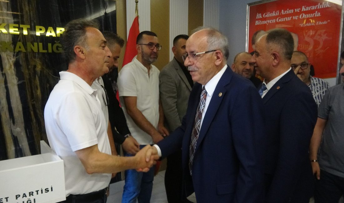 MHP Genel Başkan Yardımcısı Mustafa Kalaycı, Konya’da düzenlenen bayramlaşma programında