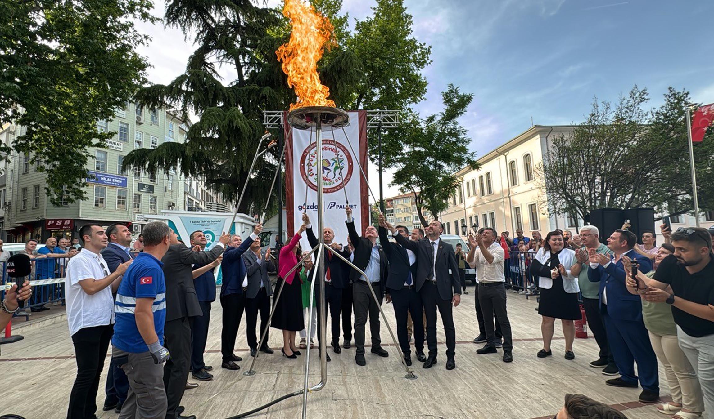 TEKİRDAĞ'DA ULUSLARARASI KİRAZ FESTİVALİ COŞKUSU