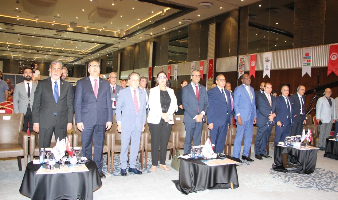 Türk-Arap Ekonomi Zirvesi’nde ikinci gün, Tunus Cumhuriyeti Tanıtım Günü düzenlendi.