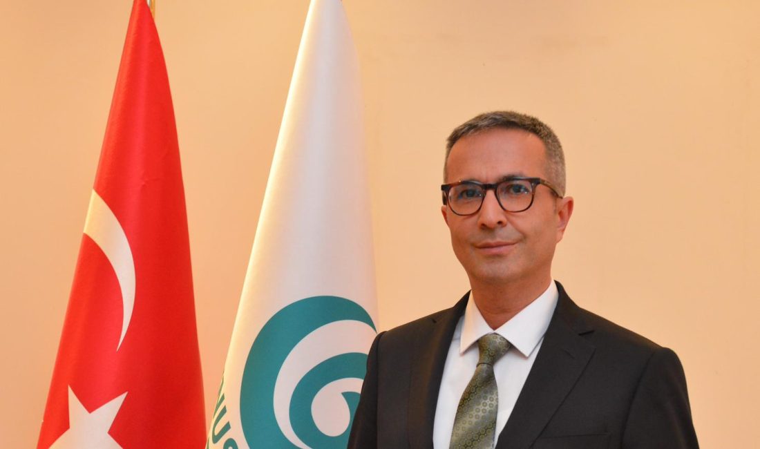 Yunus Emre Enstitüsü Başkanı Prof. Dr. Abdurrahman Aliy, 2009 yılında