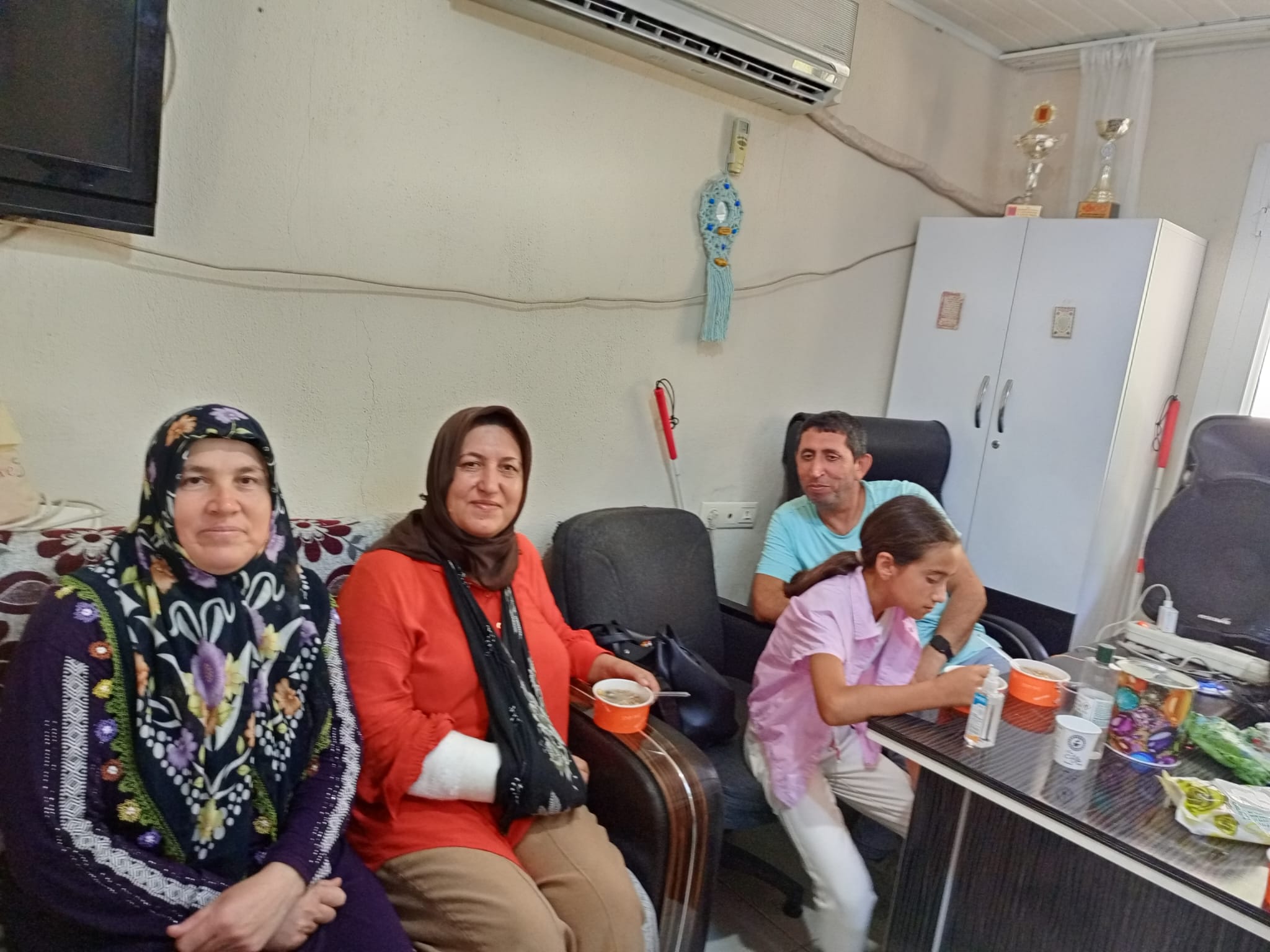 OSMANİYE’DE, GÖRME ENGELLİ BİREYLER AŞURE ETKİNLİĞİ YAPTI